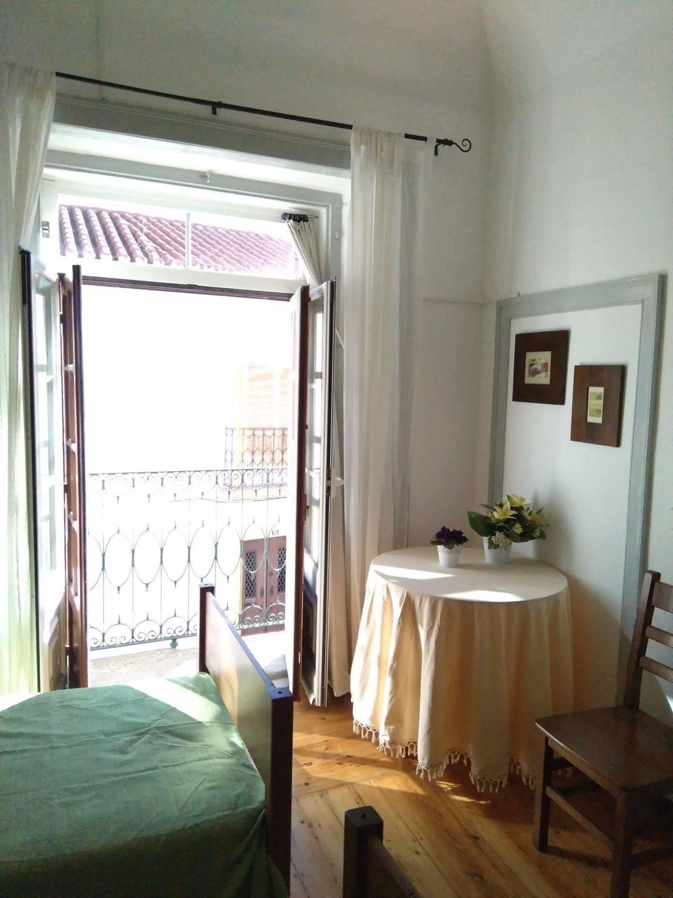 Hostel Raymundo Évora Eksteriør billede