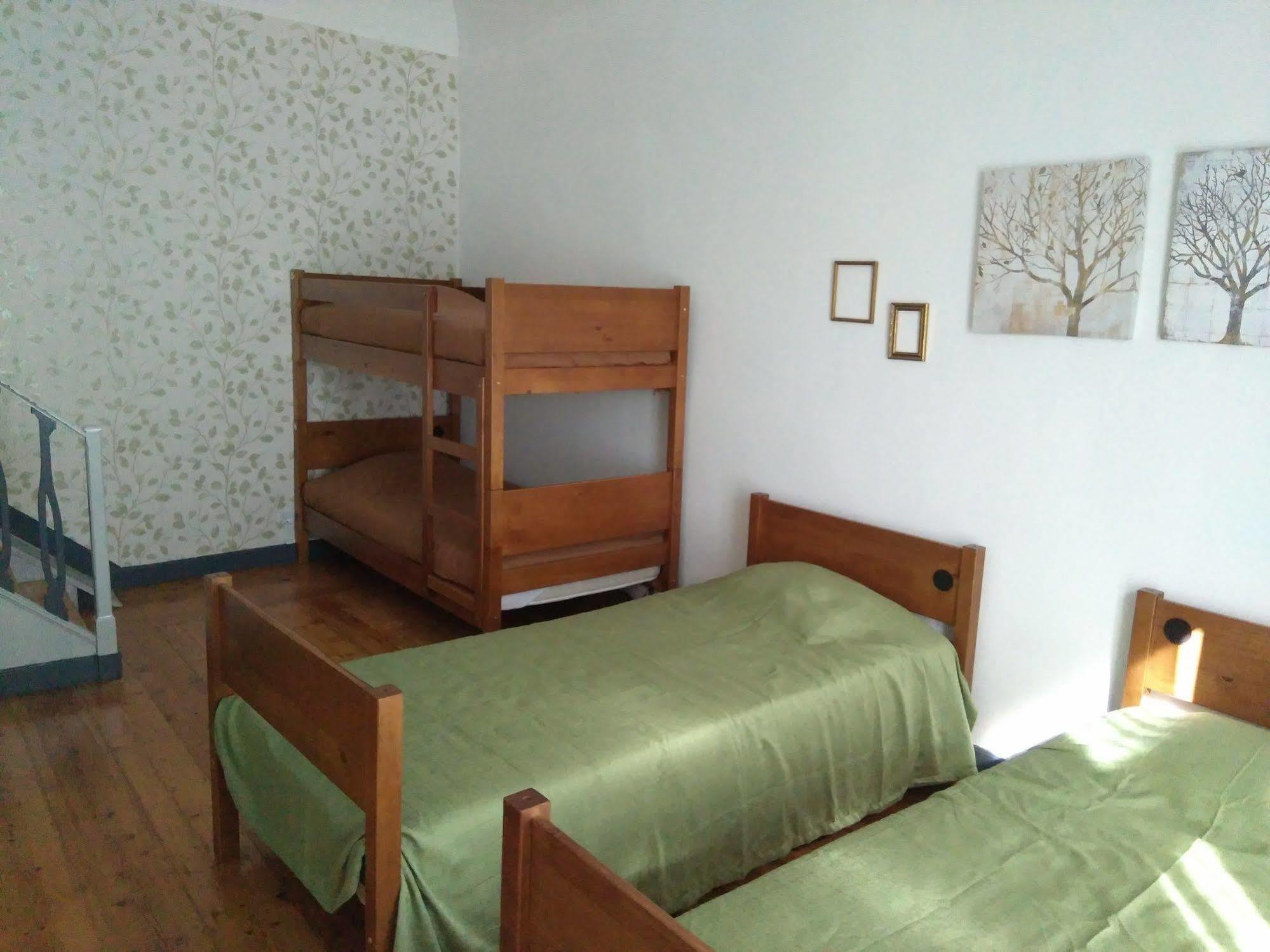 Hostel Raymundo Évora Eksteriør billede